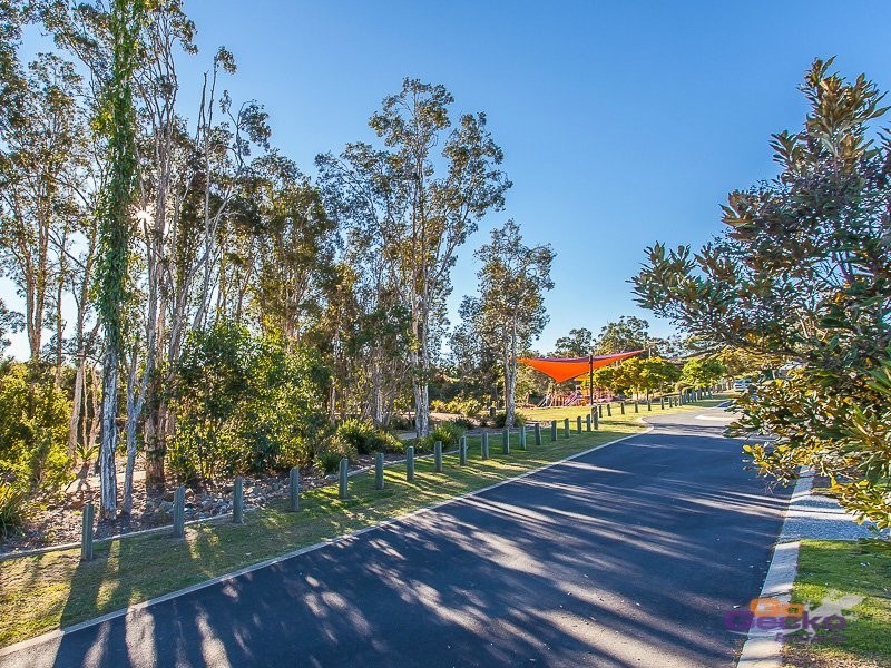 21 Beerwah Parade, Kallangur QLD 4503