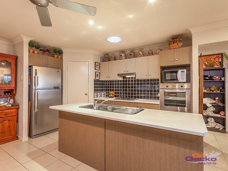 5 Birdwing Crescent, Kallangur QLD 4503