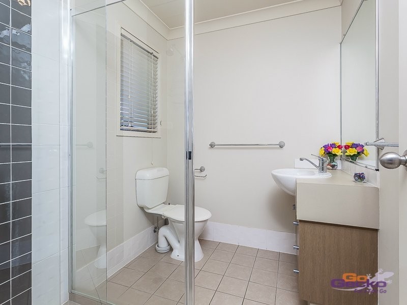5 Birdwing Crescent, Kallangur QLD 4503