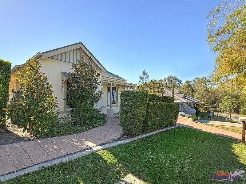 9 Douglas Circuit, North Lakes QLD 4509