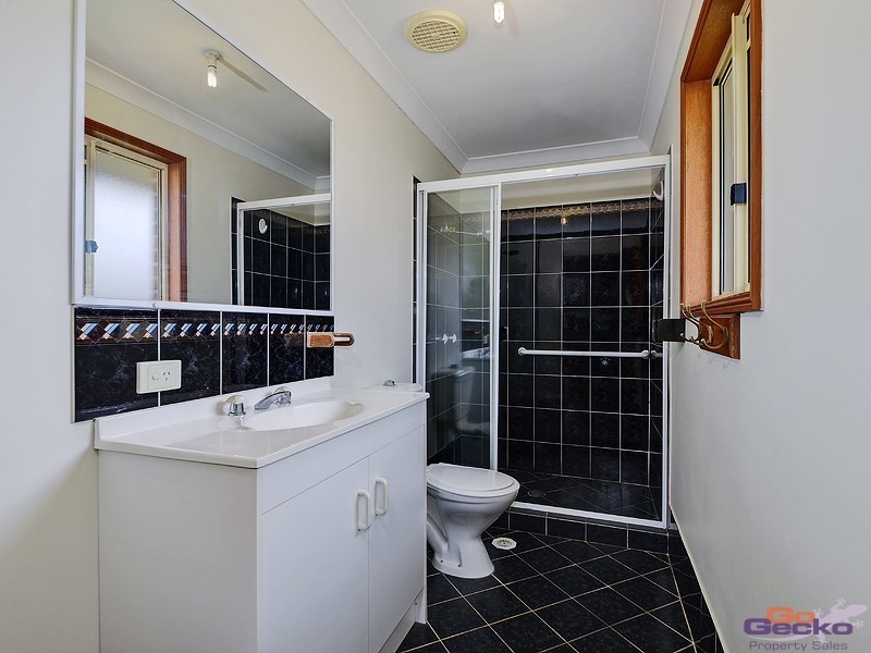 4 Lorikeet Court, Upper Caboolture QLD 4510