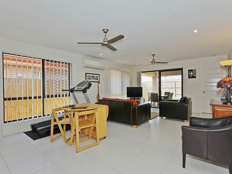 11 Zircon Place, Mango Hill QLD 4509