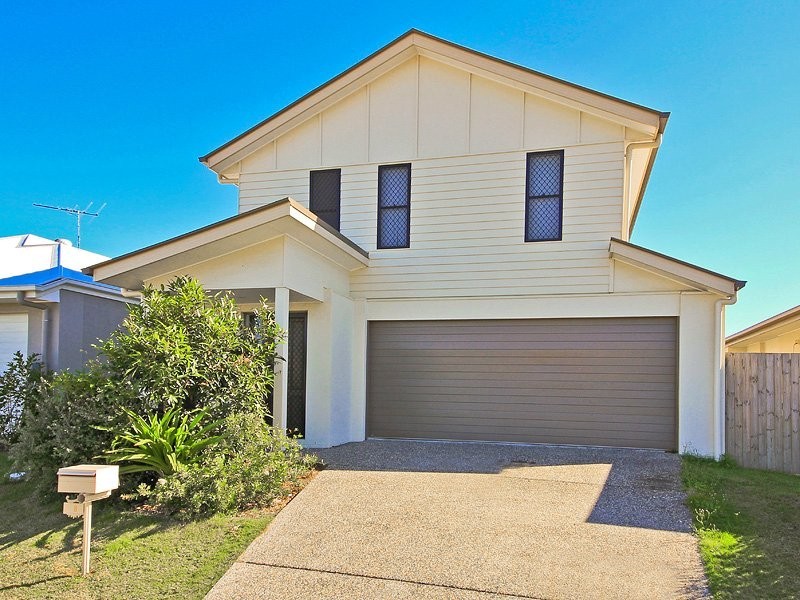 8 Friars Crescent, North Lakes QLD 4509