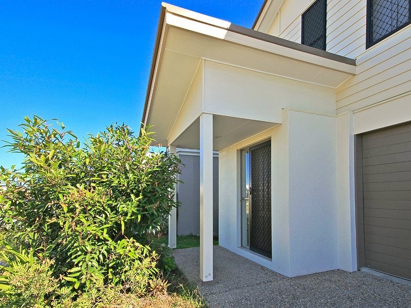 8 Friars Crescent, North Lakes QLD 4509
