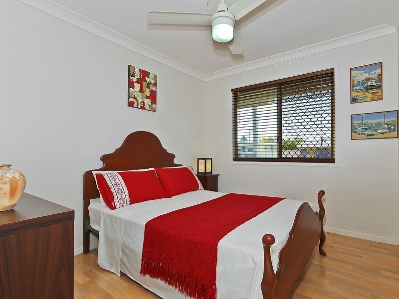 33 Warroo Drive, Deception Bay QLD 4508
