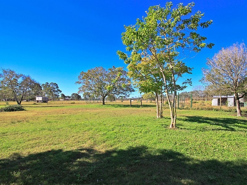 112-114 Farry Road, Burpengary QLD 4505