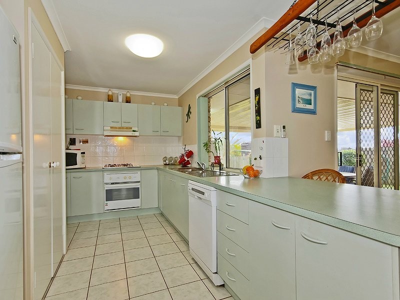 11 Jambola Court, Narangba QLD 4504