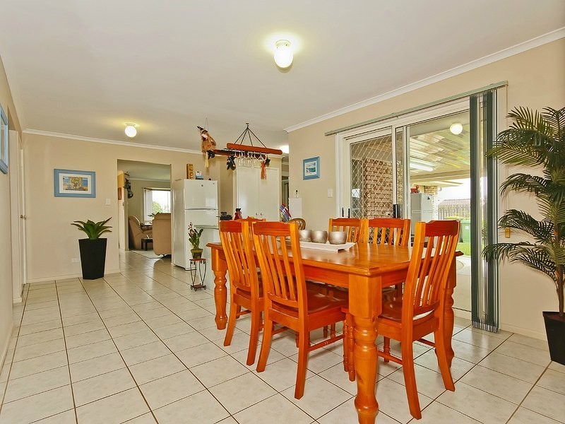 11 Jambola Court, Narangba QLD 4504