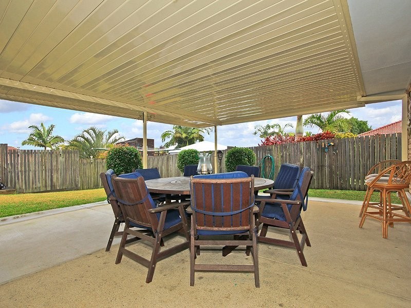 11 Jambola Court, Narangba QLD 4504