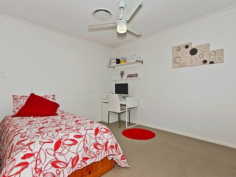 6 Petronas Street, North Lakes QLD 4509