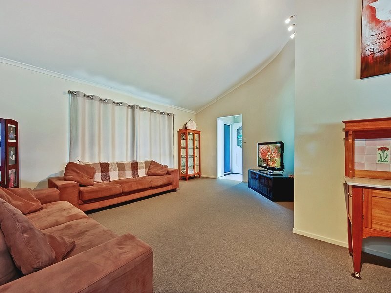 17 Hargrave Street, Morayfield QLD 4506