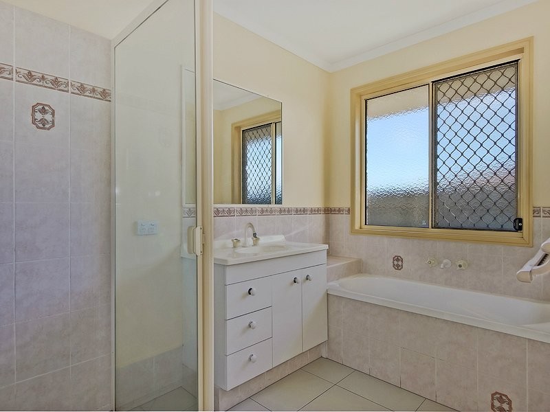 15 Penelope Place, Deception Bay QLD 4508