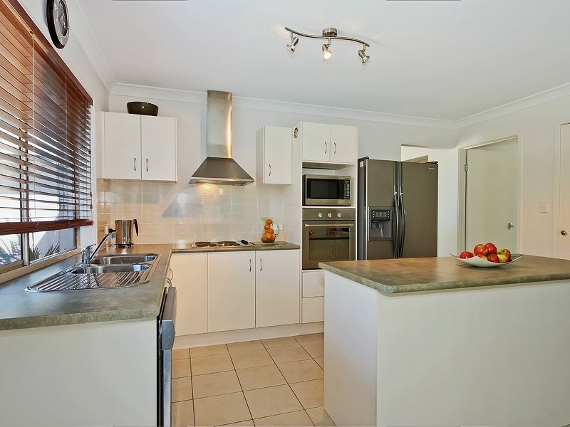 100 Golden Wattle Drive, Narangba QLD 4504