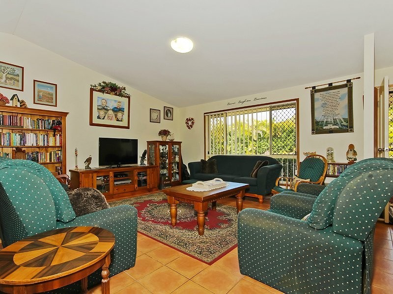 16 Jane Place, Burpengary QLD 4505