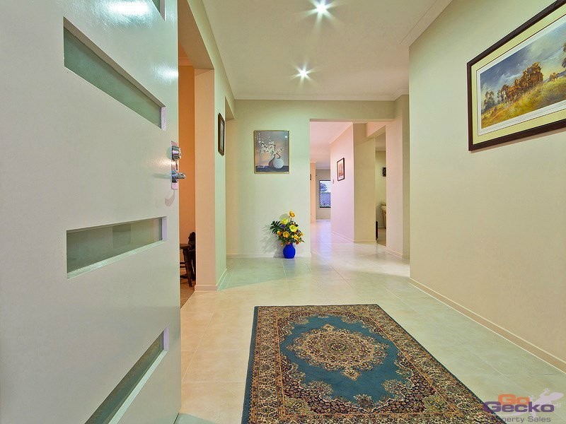 4 Wallaroo Circuit, North Lakes QLD 4509