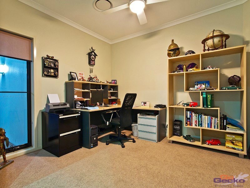 4 Wallaroo Circuit, North Lakes QLD 4509