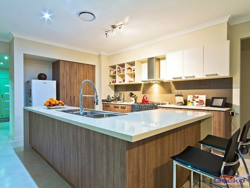 4 Wallaroo Circuit, North Lakes QLD 4509