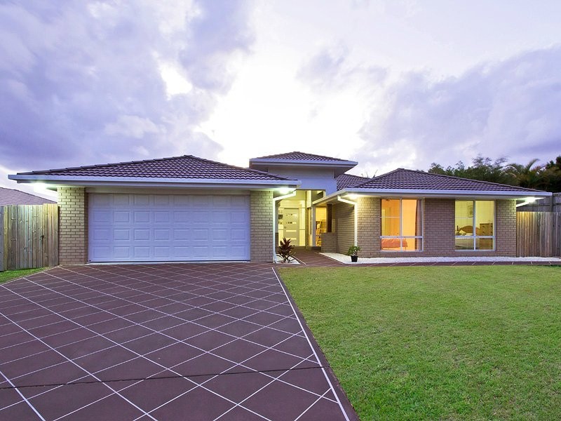 4 Cooroy Crescent, Deception Bay QLD 4508
