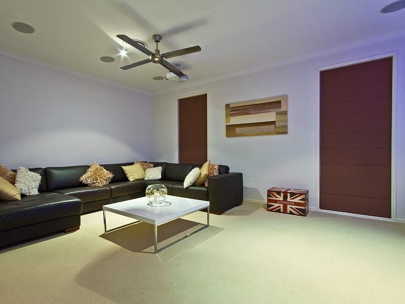 4 Cooroy Crescent, Deception Bay QLD 4508