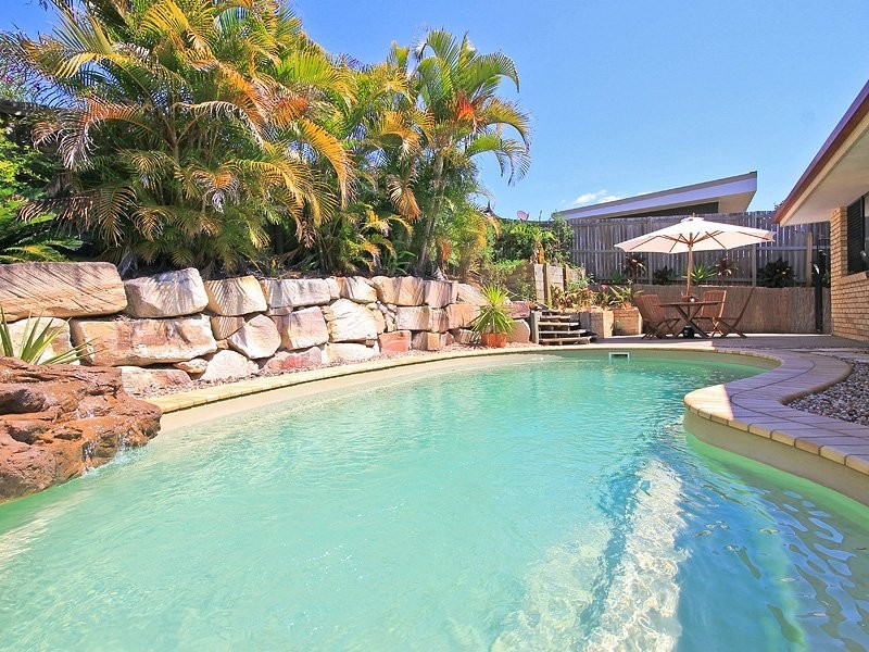 1 Fernwood St, Kurwongbah QLD 4503