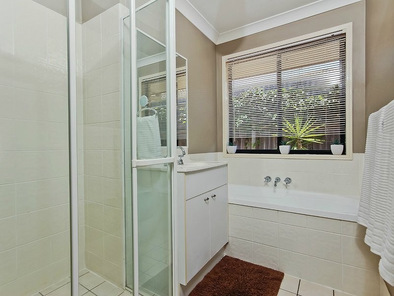 1 Fernwood St, Kurwongbah QLD 4503