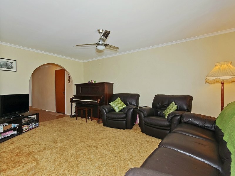 470 Anzac Ave, Kippa-ring QLD 4021