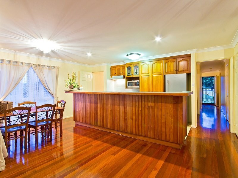 20 Pandanus Court, Kallangur QLD 4503