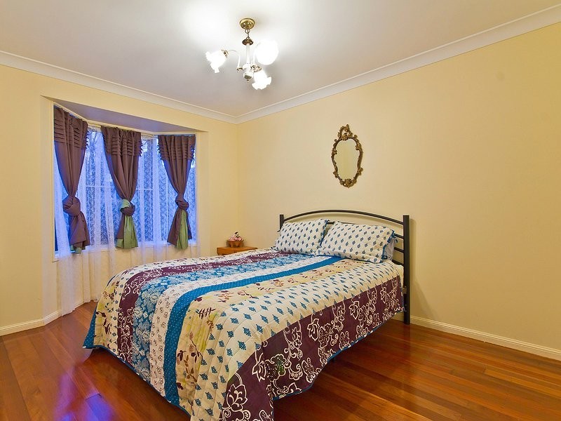 20 Pandanus Court, Kallangur QLD 4503