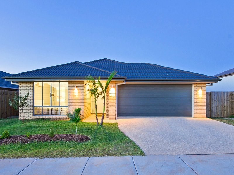 23 Cowen Terrace, North Lakes QLD 4509