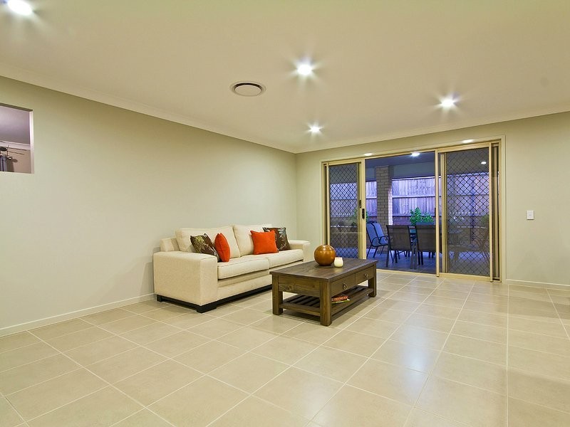 16 Coriander Drive, Griffin QLD 4503