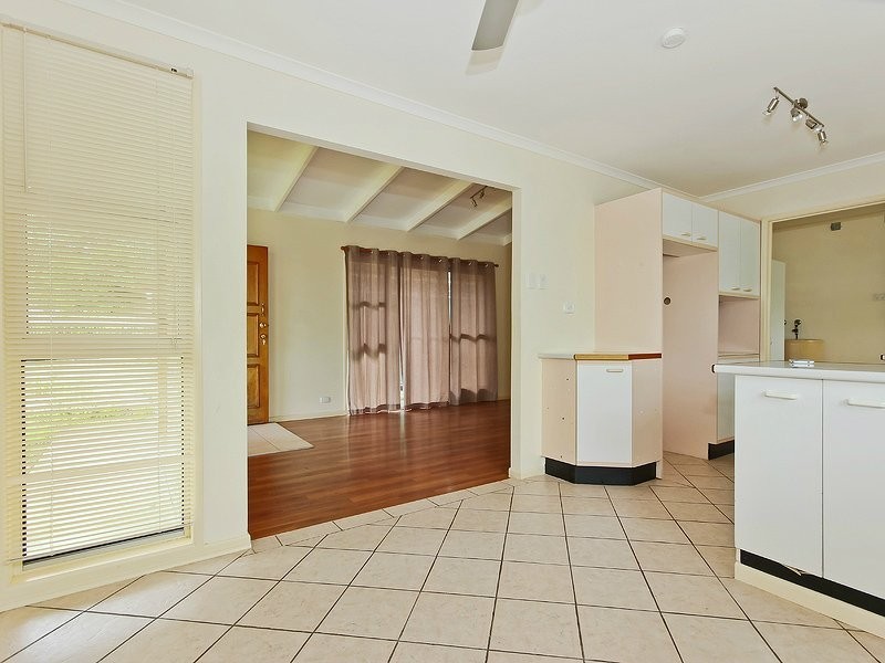 32 Dolphin Street, Deception Bay QLD 4508