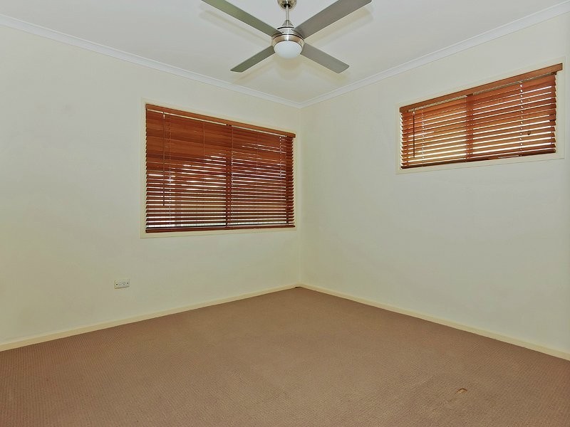 32 Dolphin Street, Deception Bay QLD 4508