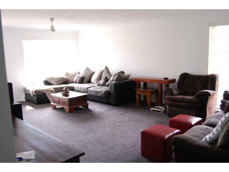 114 Henderson Road, Burpengary QLD 4505