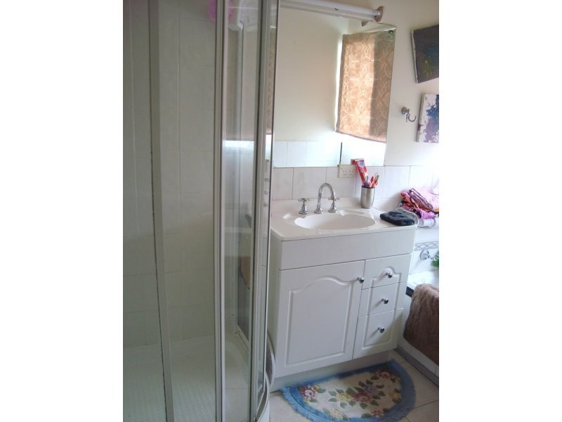 17 Mockridge Drive, Kangaroo Flat VIC 3555