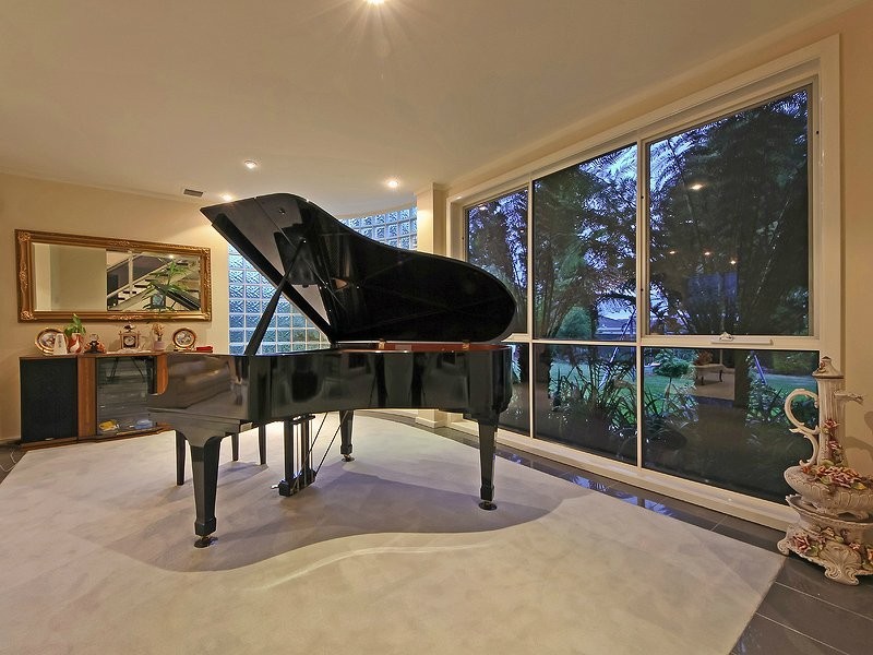 6 Sunny Rise, Templestowe VIC 3106