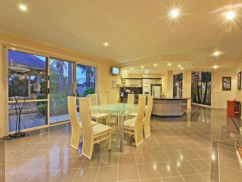 6 Sunny Rise, Templestowe VIC 3106