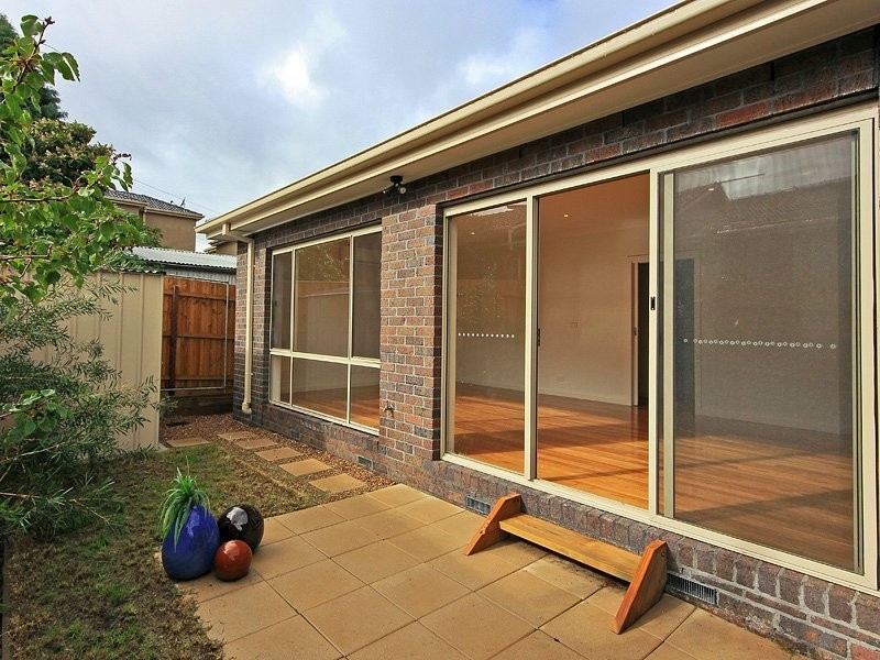 3/58 Purinuan Road, Reservoir VIC 3073
