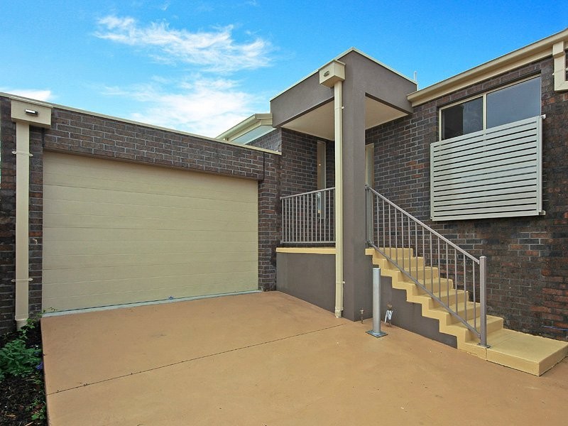 3/58 Purinuan Road, Reservoir VIC 3073