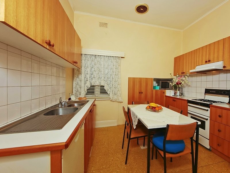 127 Cramer Street, Preston VIC 3072
