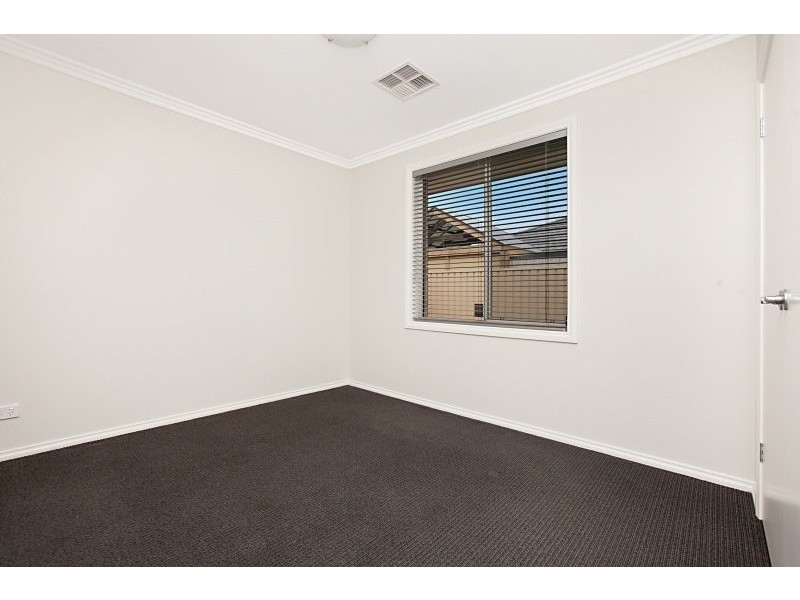 6 Signal Street, Seaford Meadows SA 5169