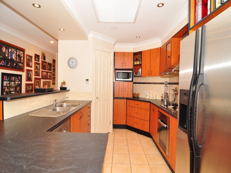 25 Horseshoe Crescent, New Beith QLD 4124