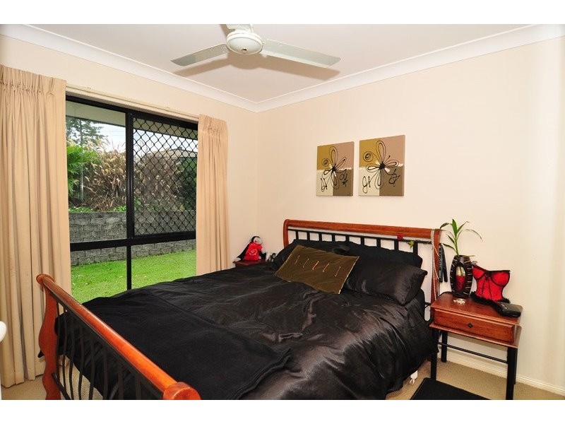 25 Horseshoe Crescent, New Beith QLD 4124