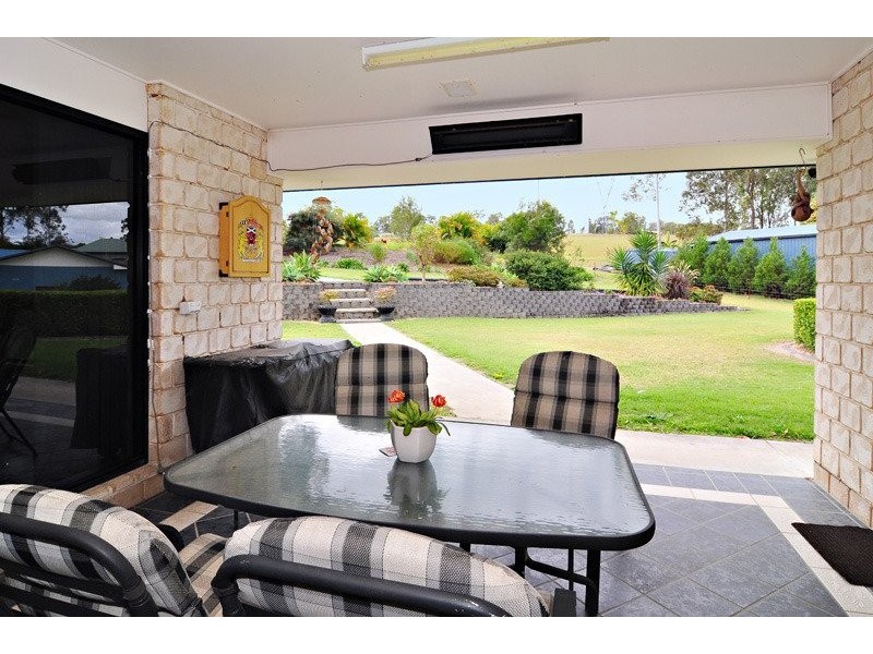 25 Horseshoe Crescent, New Beith QLD 4124