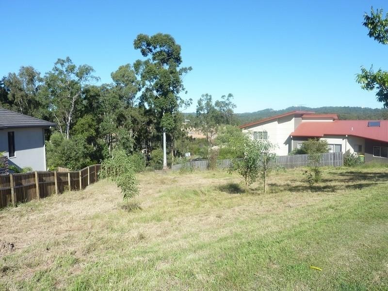 7 Bluebell Place, Brookwater QLD 4300