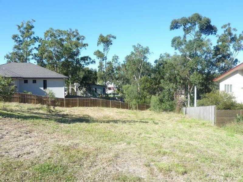 7 Bluebell Place, Brookwater QLD 4300