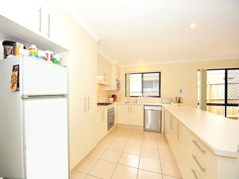 3 Cottonwood Crescent, Springfield Lakes QLD 4300