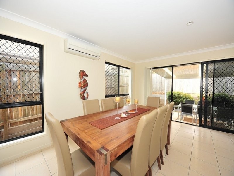 3 Cottonwood Crescent, Springfield Lakes QLD 4300