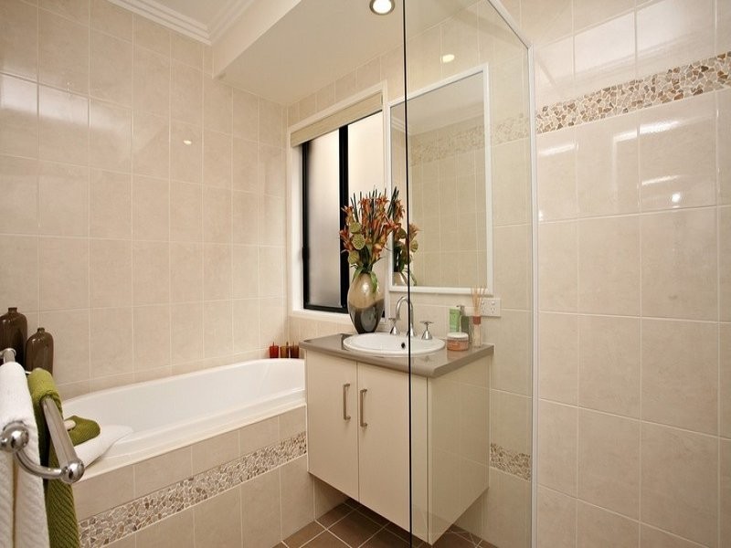 15 Waratah Crescent, Springfield Lakes QLD 4300