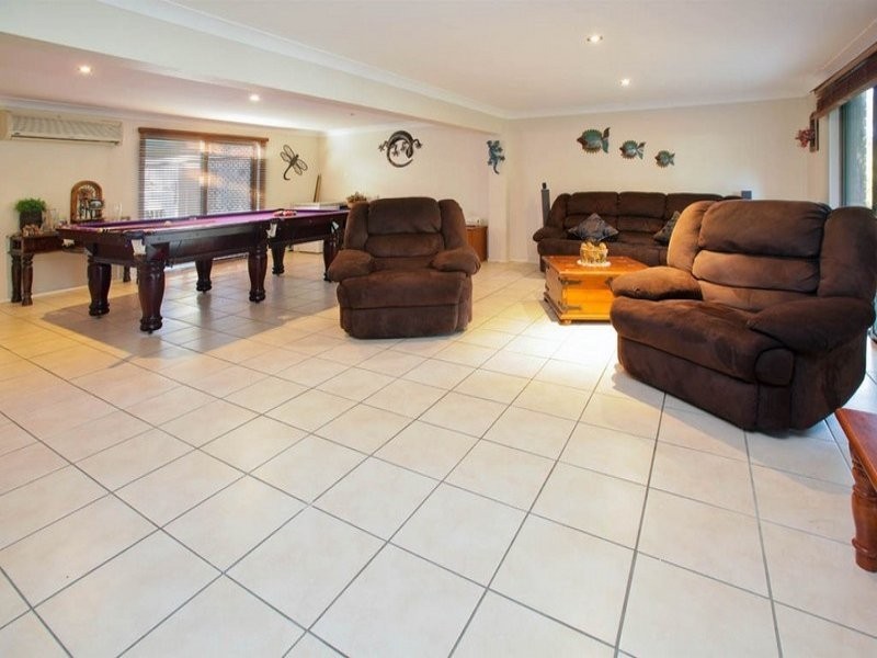 25 Lorraine Street, Camira QLD 4300