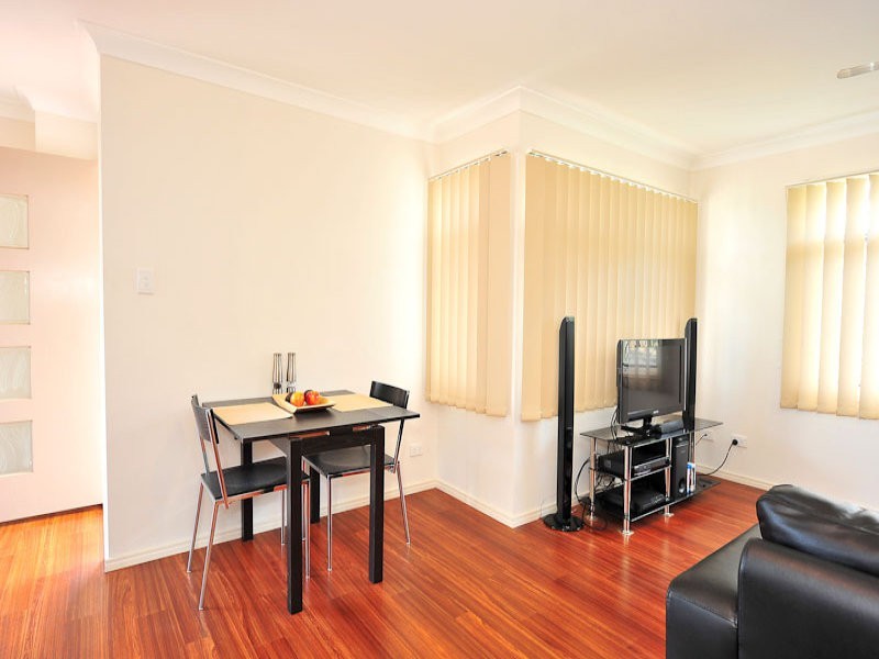 21 Parkview Drive, Springfield Lakes QLD 4300